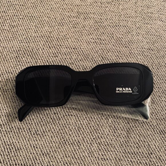 - NEW Prada Rectangular Sunglasses AX2 - Picture 4 of 8